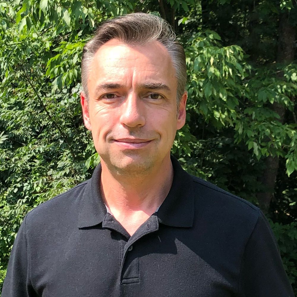 Glenn W. Hussey