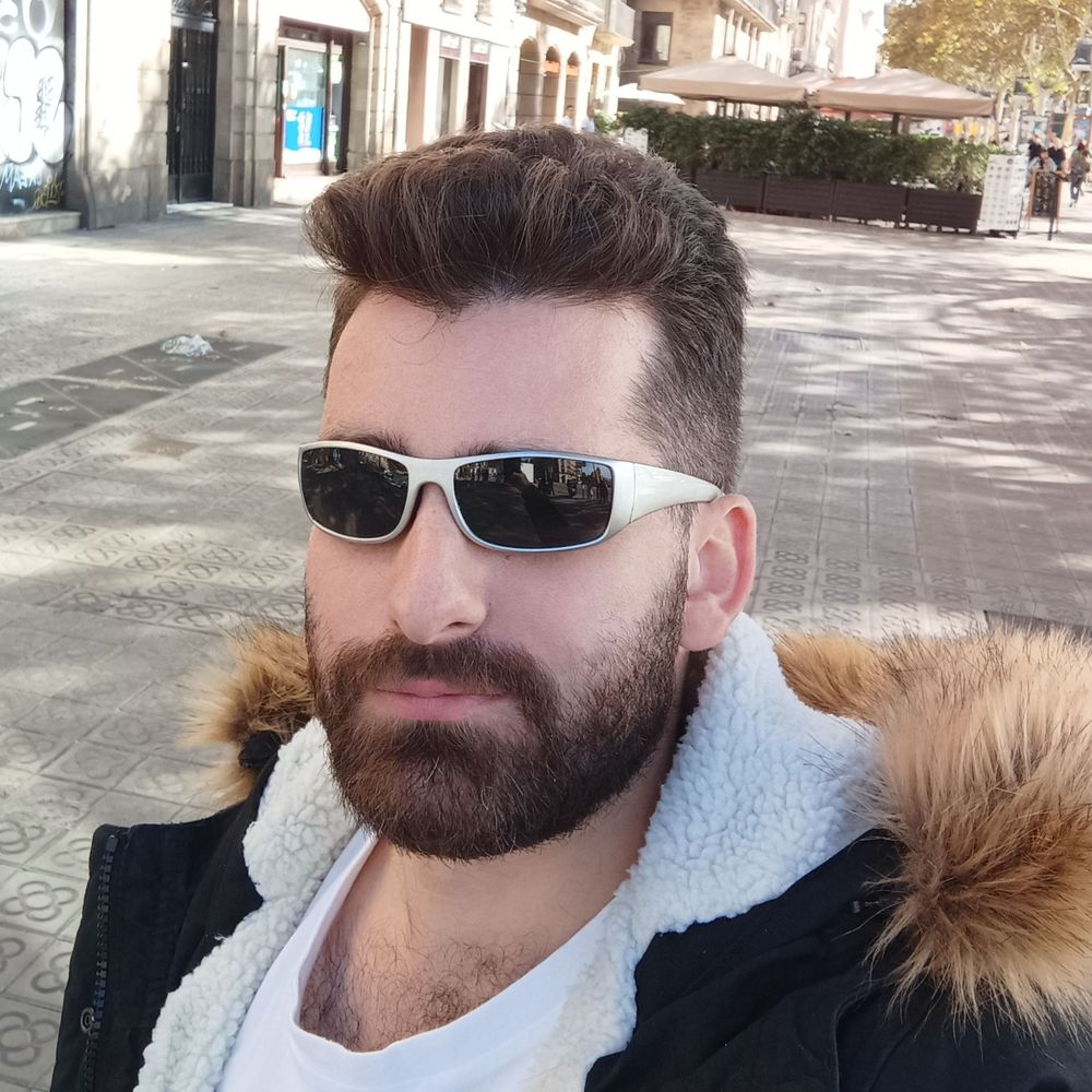 Charlie🇮🇨