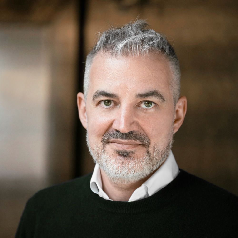 Oliver Reichenstein