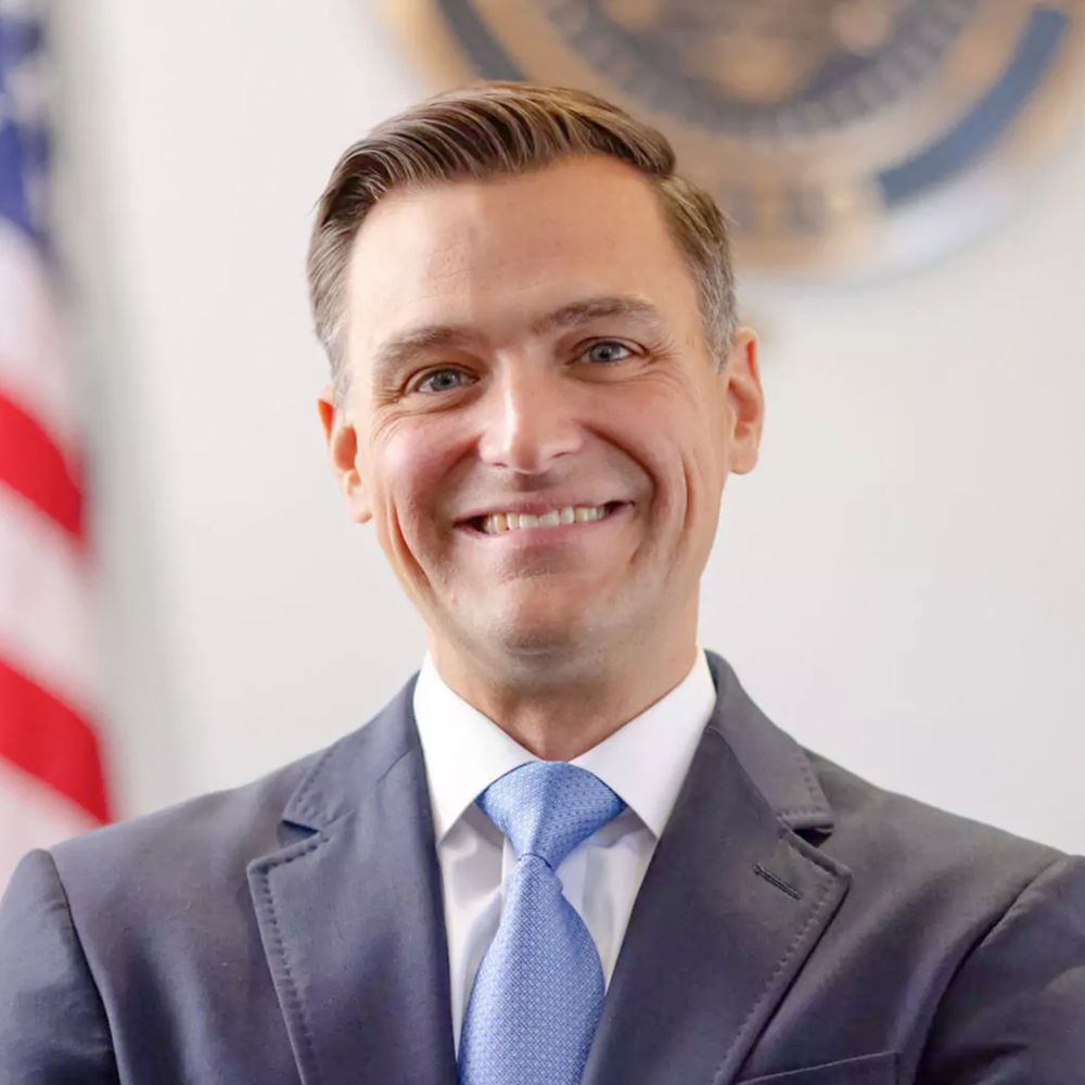 Oregon Attorney General Dan Rayfield