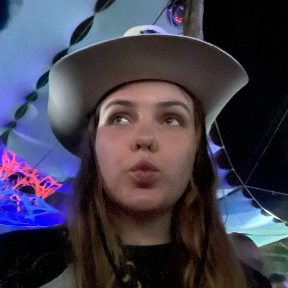 Ju;