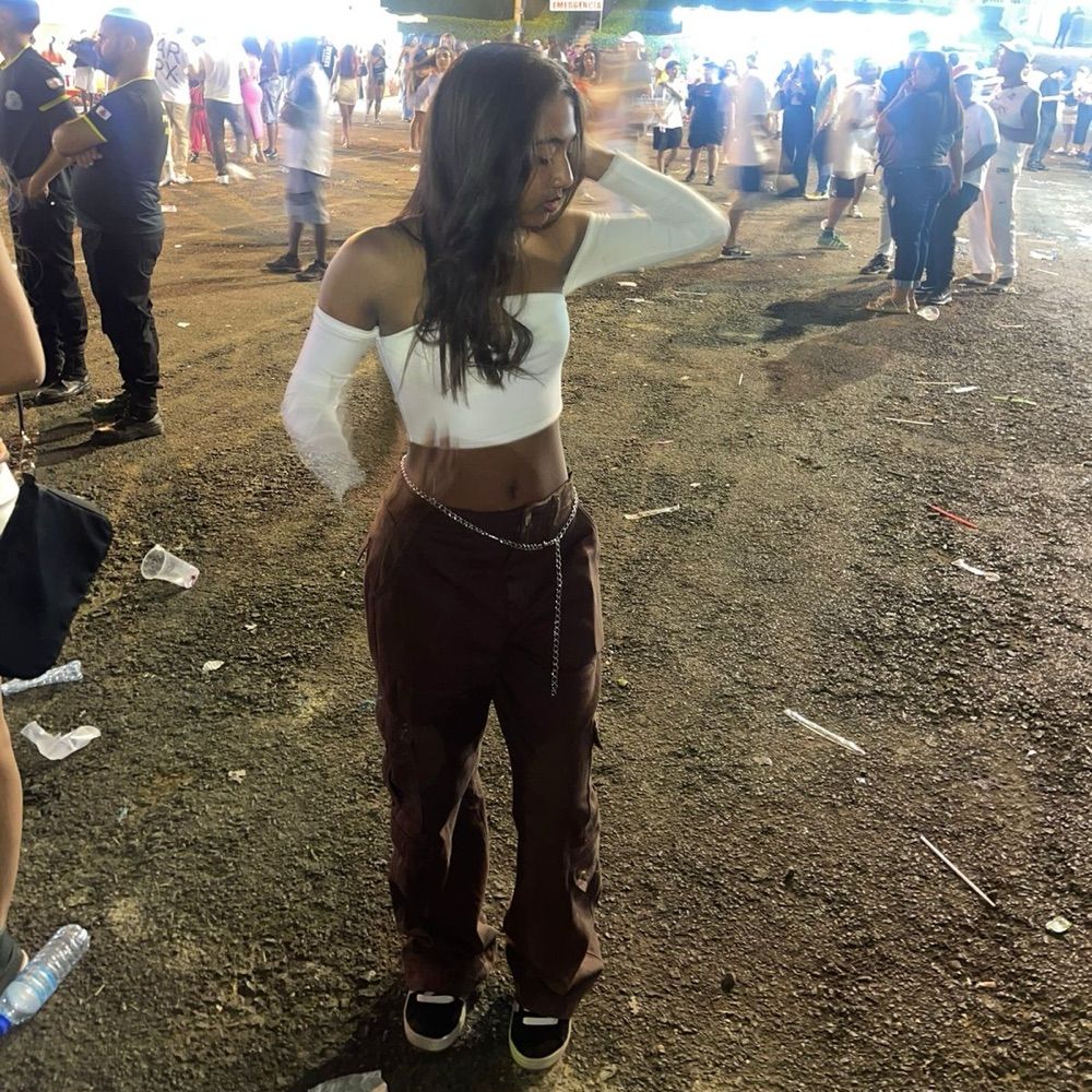 layane_