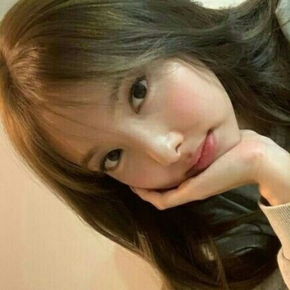 emy⁷