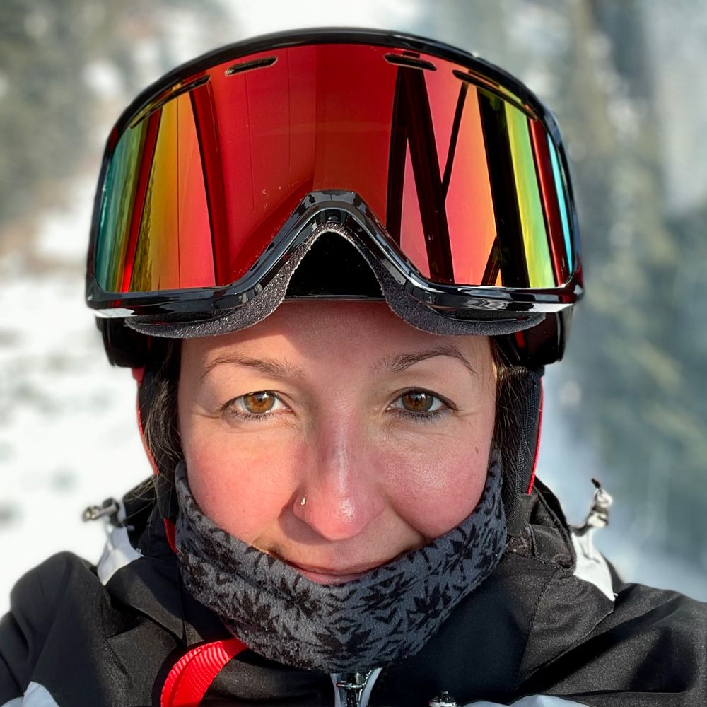 Silvia Crompton