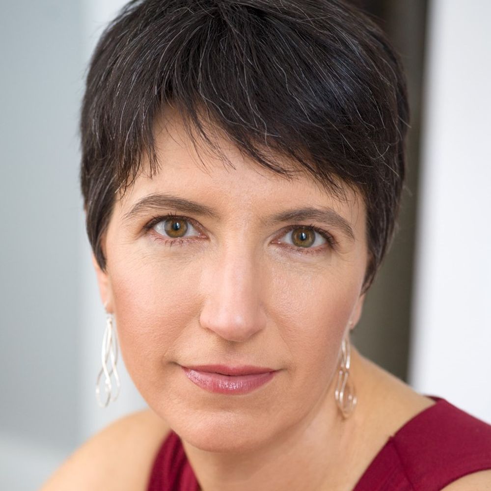 Dr. Lara Freidenfelds