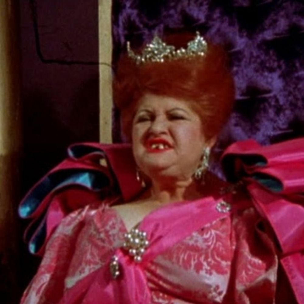 Shitposts In Tiaras