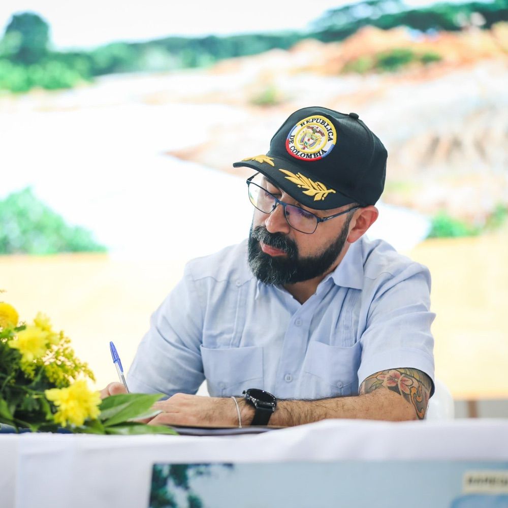 Andrés Camacho M.