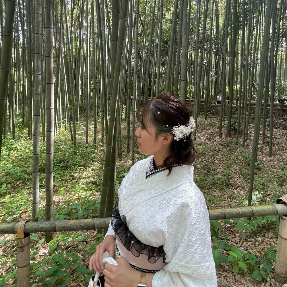 み
