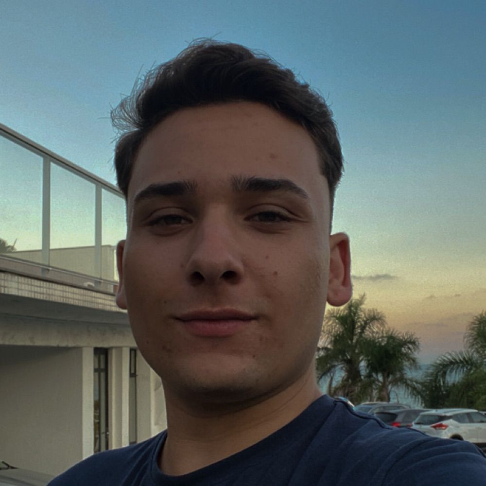 Adriam galdino