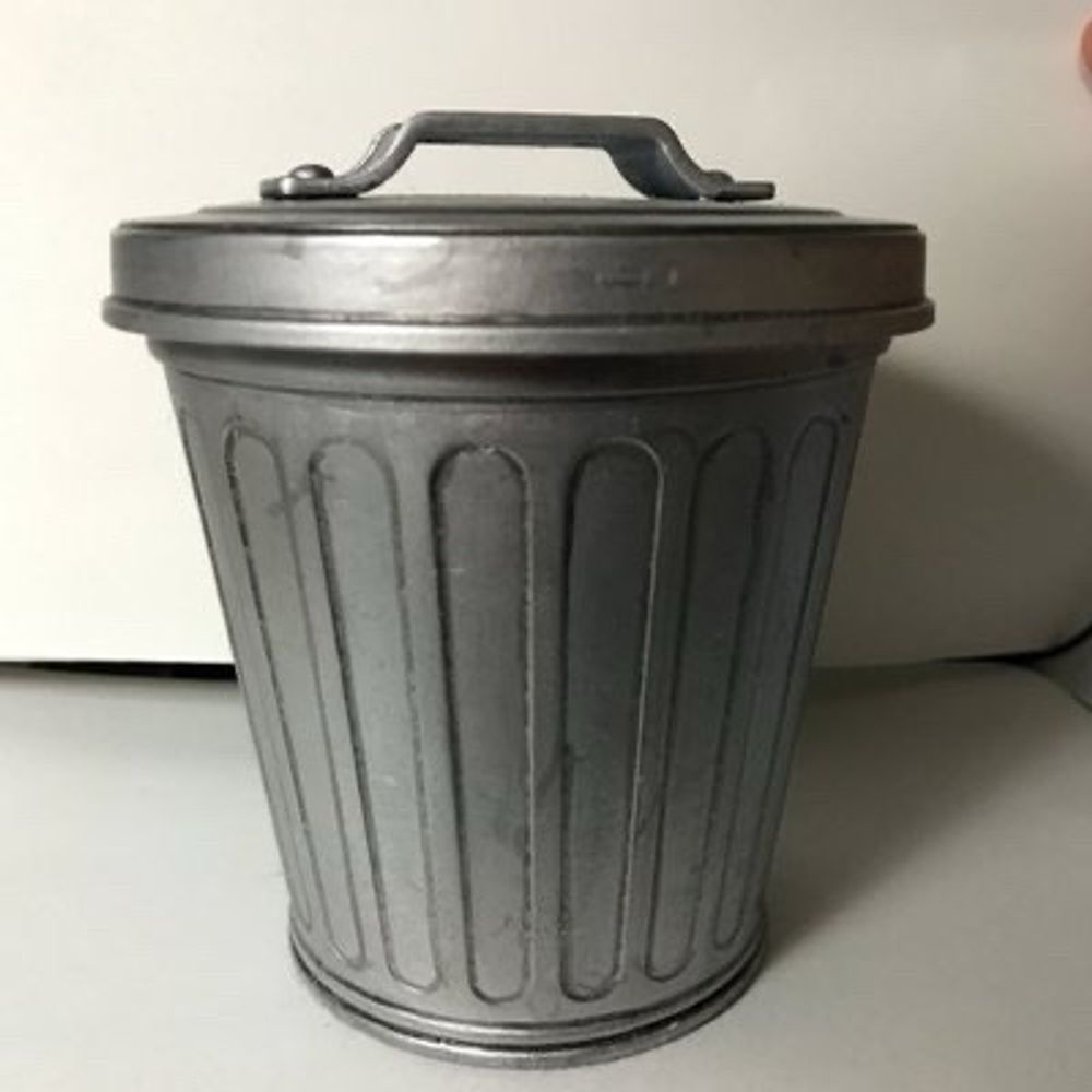 つかむ
