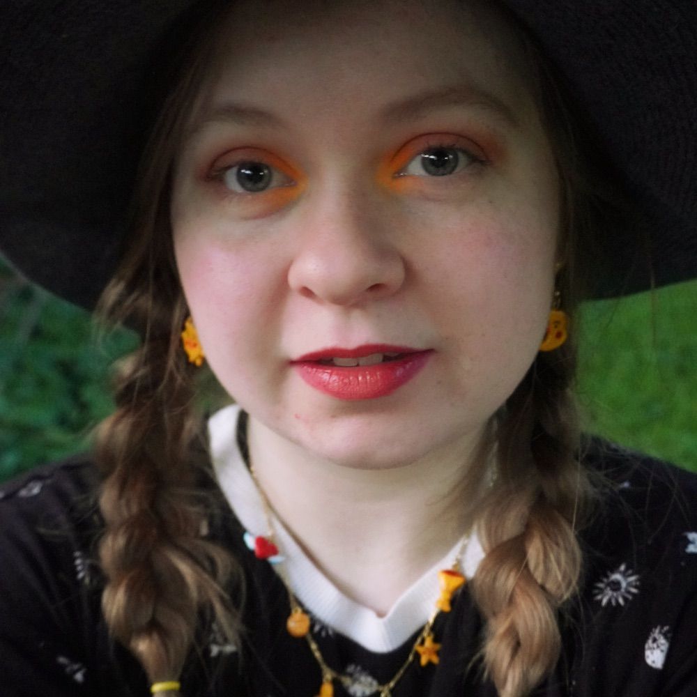 Bits and Bobs Divination - Katelyn (she/her)