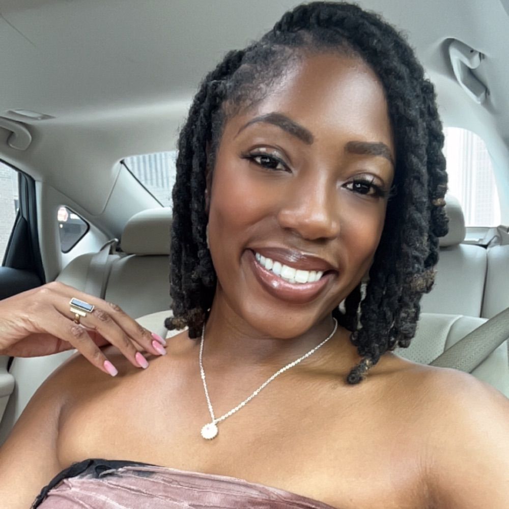 Elayne MeShell