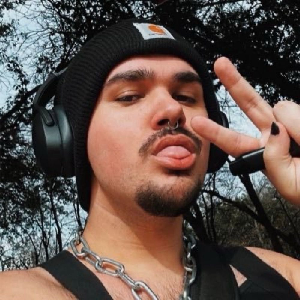 ⛓𝕲𝖔𝖙𝖍𝕭𝖚𝖑𝖑𝖞⛓️