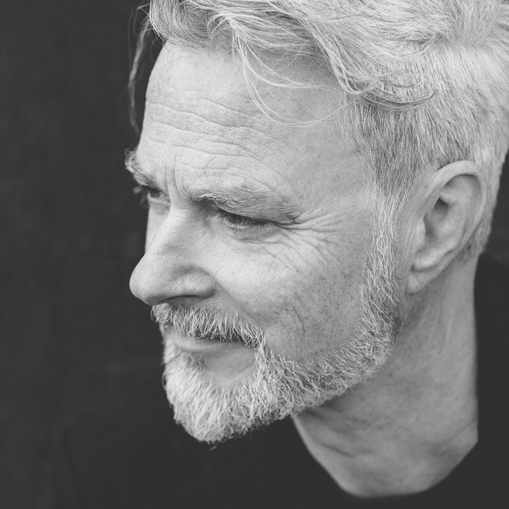 Simon Toyne