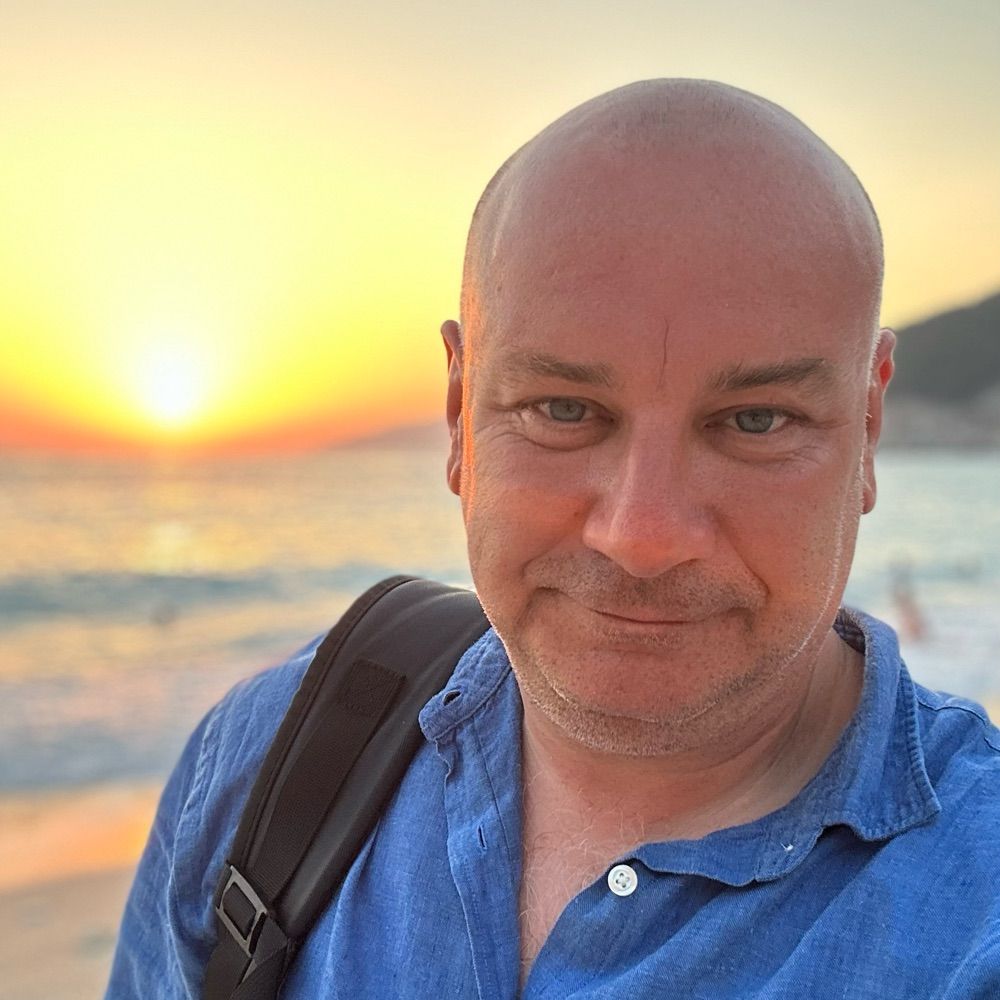 Simon Clarke