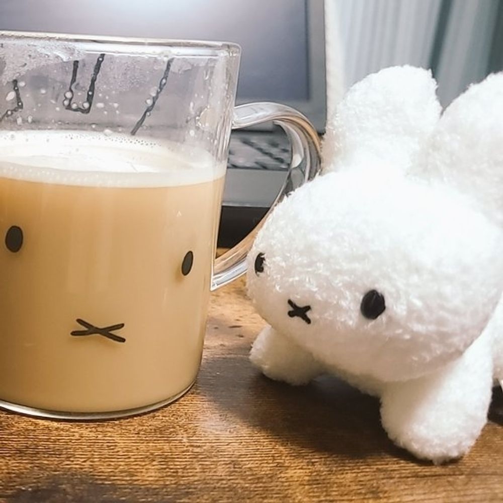 しぃー