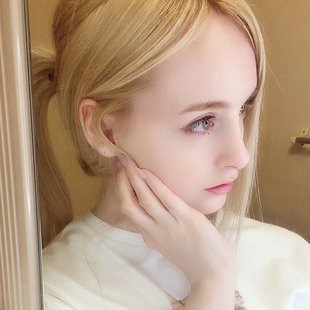 ジェマ・ルイーズ