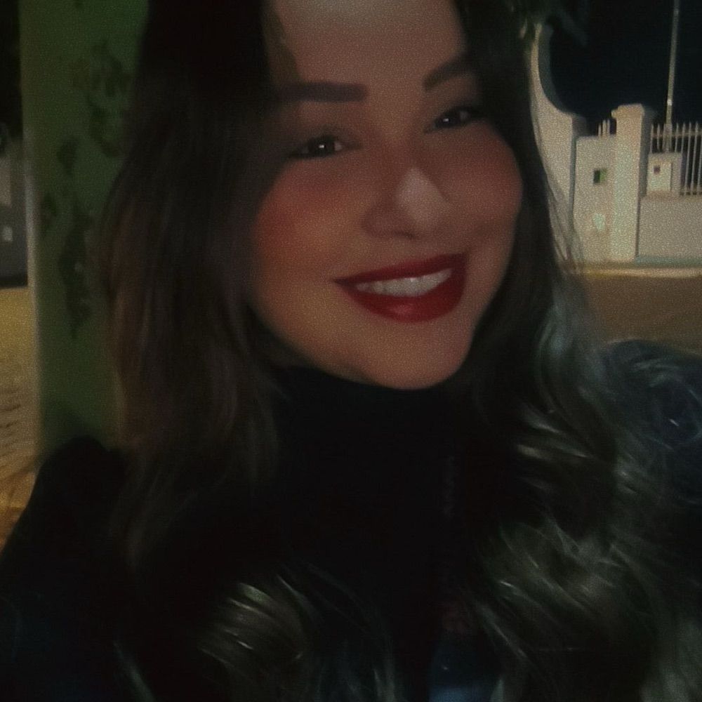 Laura Teixeira🙃