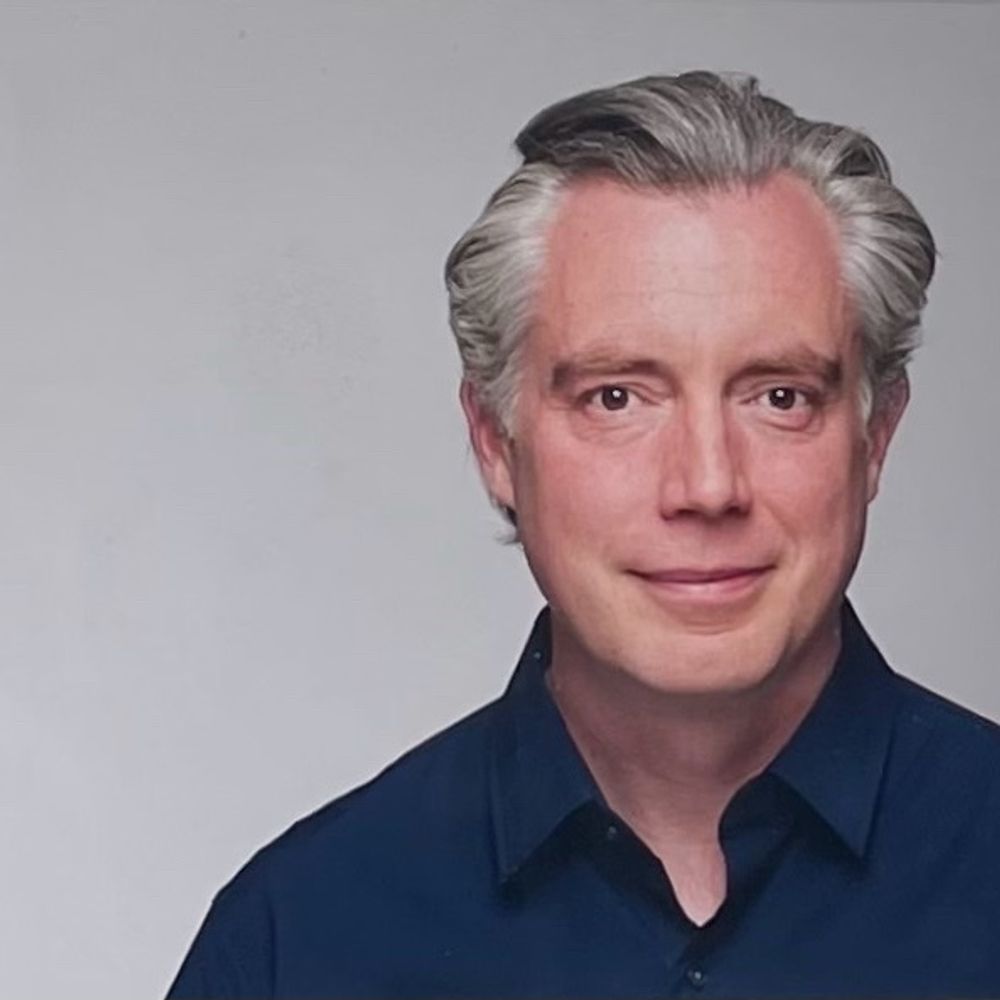 Peter MacLeod