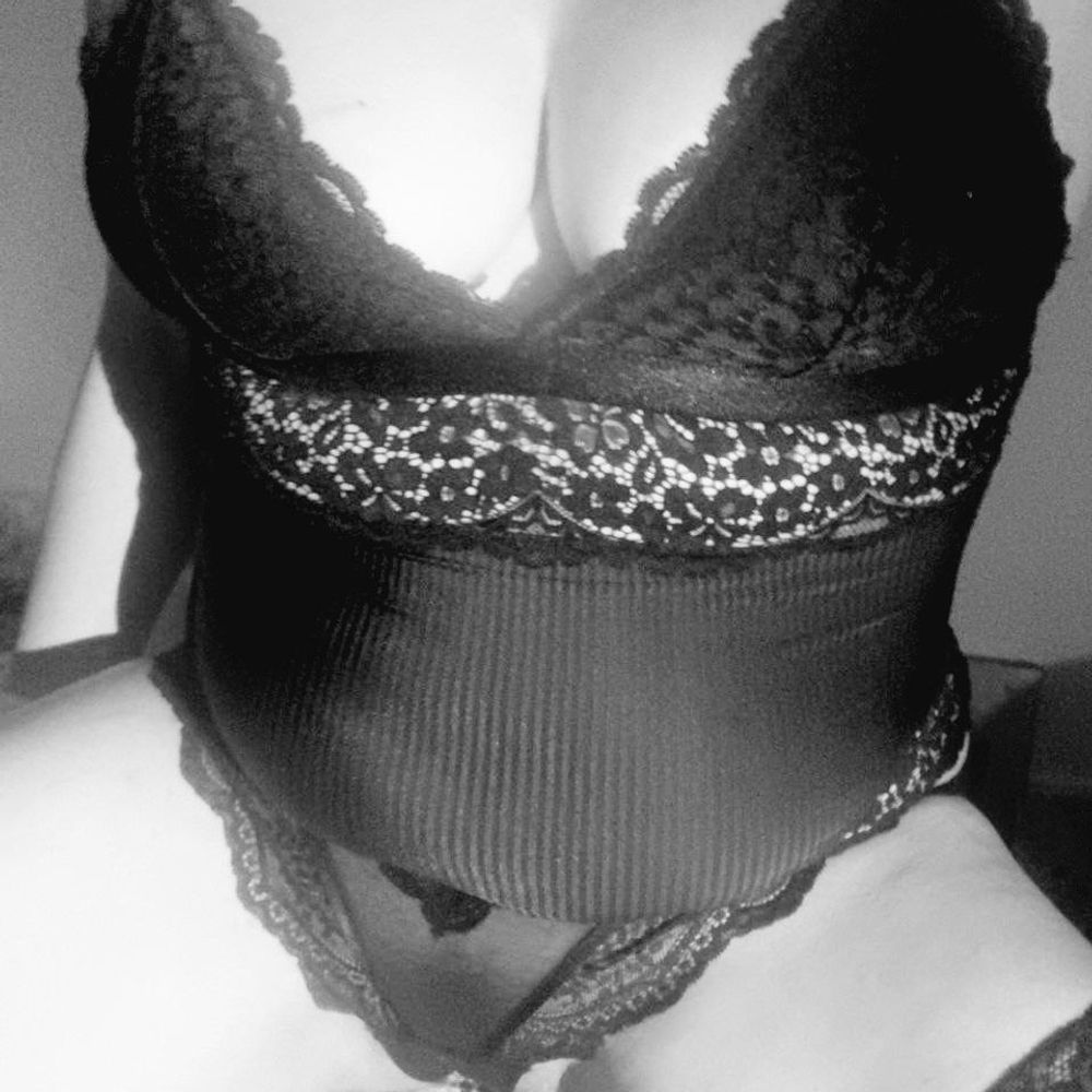 Belle_curvy