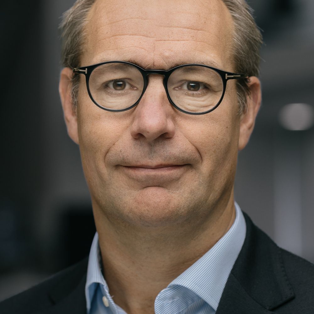 @LarsFrederiksen1 - Lars Frederiksen