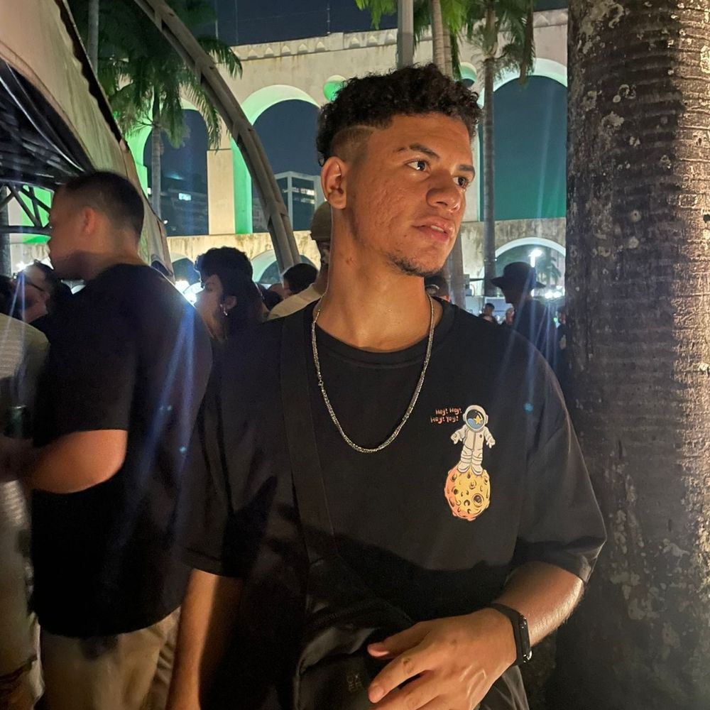 João ★彡