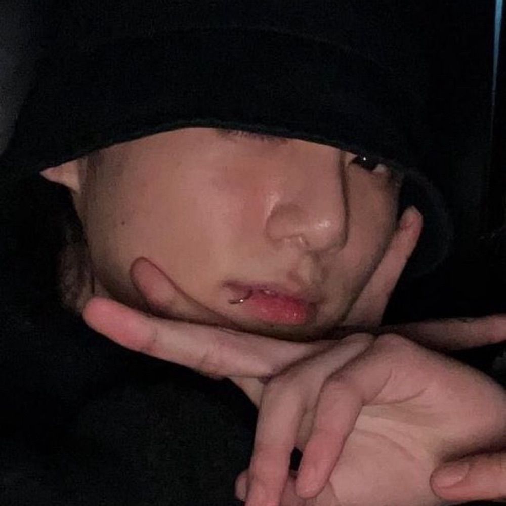 aleixo ᖭ༏ᖫ 