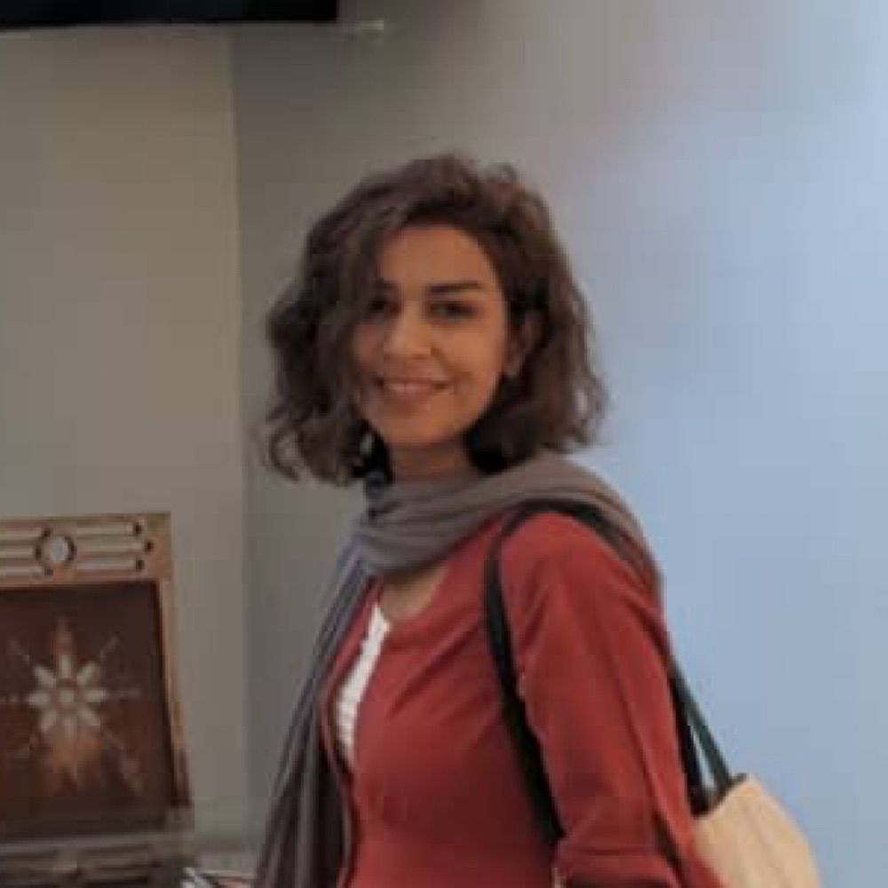 Nooshin Hakim