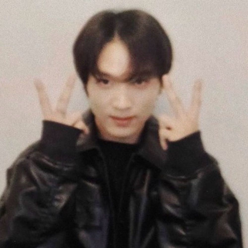 Inwhugh. ㄴ( ˙Ⱉ˙⠕)ㄱ