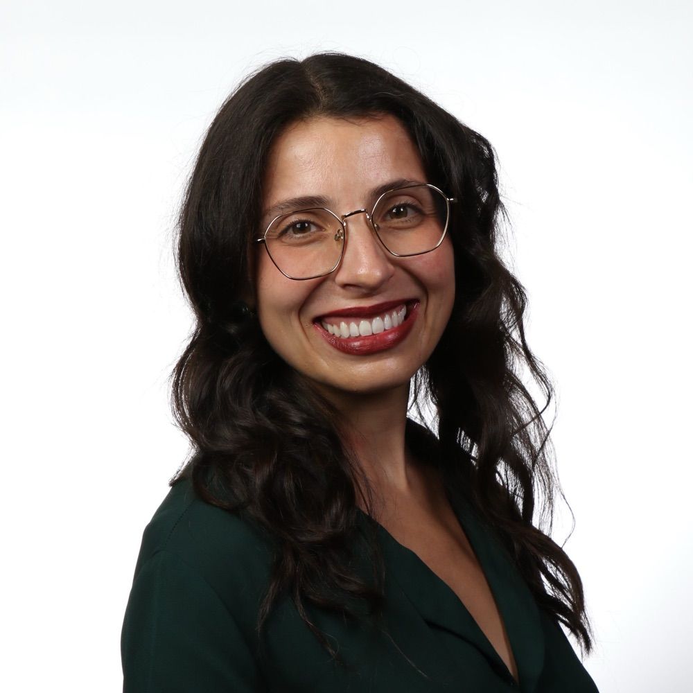Jes Cerdeña, MD, PhD (she/her)
