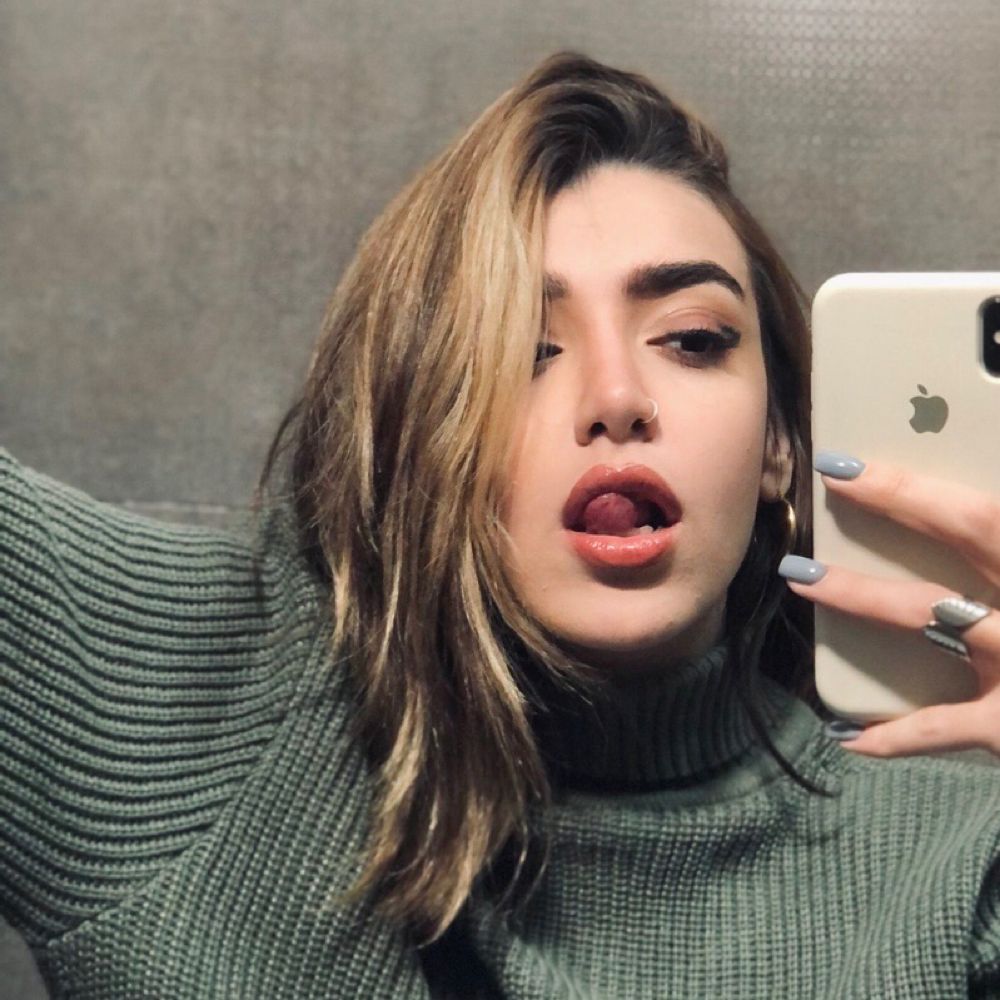 روژینام