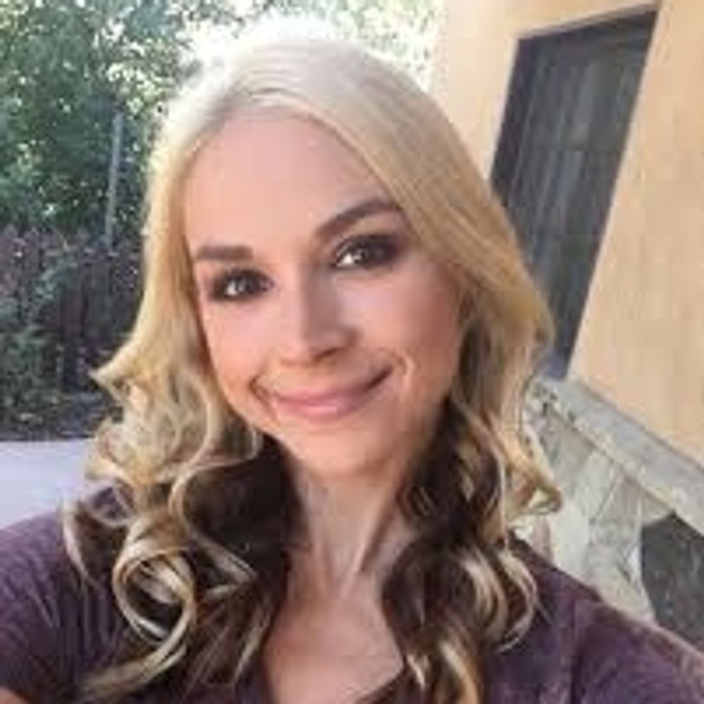 onlymavis6.bsky.social profile picture