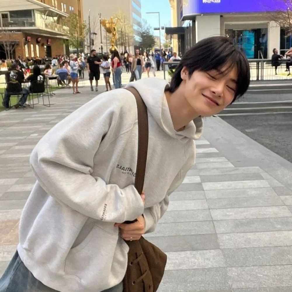            🐻‍❄️ׅ   ˒˓ ֹ 𝅥𝄀   𓂃  wintᥱr bᥱᥲr   ‌𝆬    ᪶֟፝