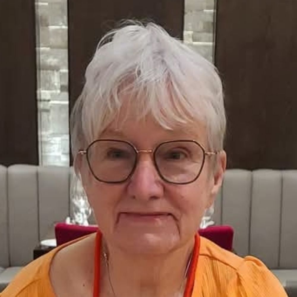 Lou (LouElla Magee Solis)