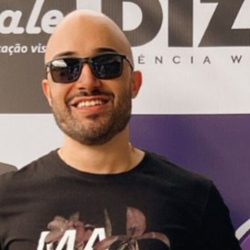 Lucas Caparroz