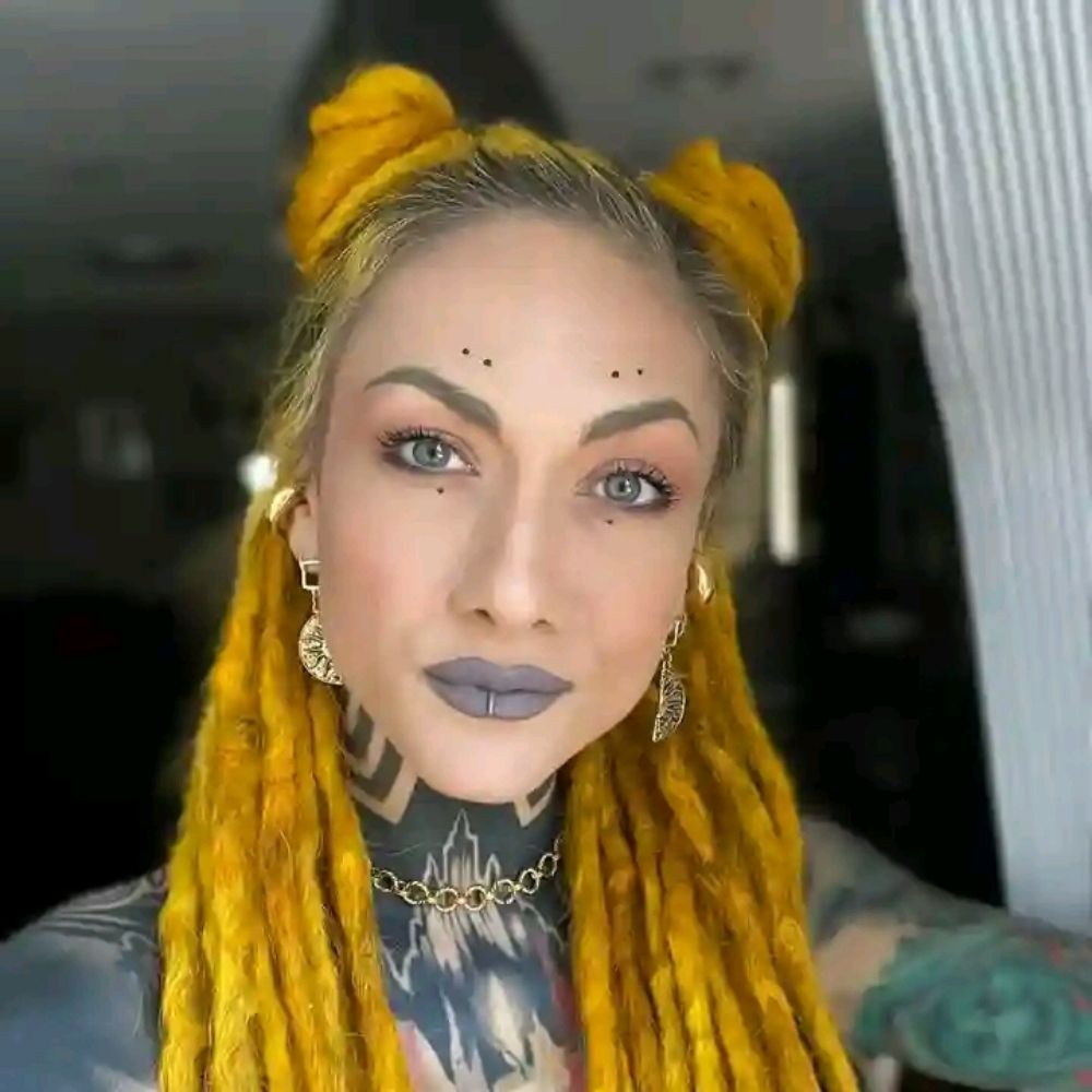 Lena ScissorsHands