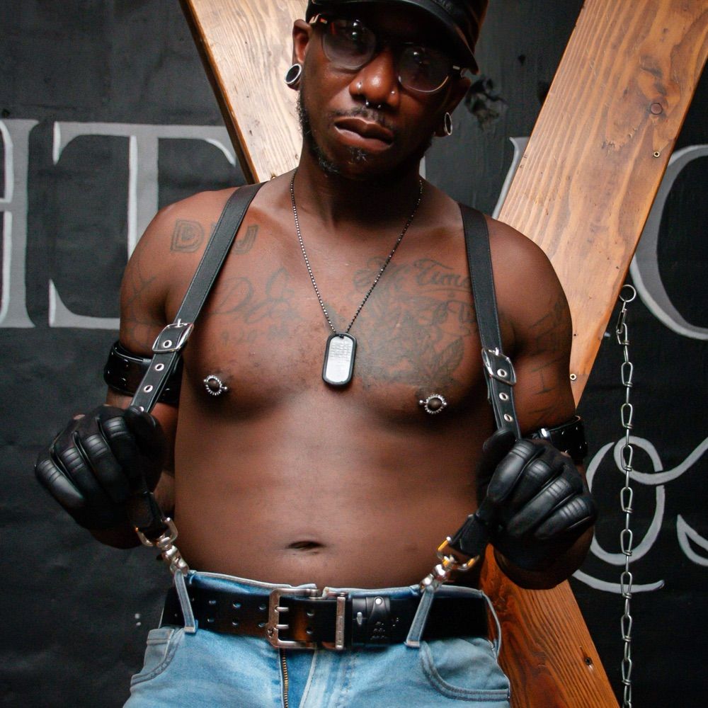 DADDY DJANGO ONYX