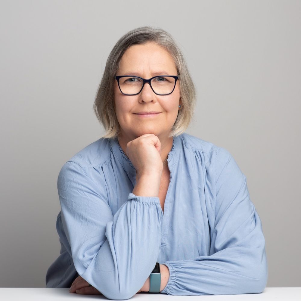 Dr Emma Kell