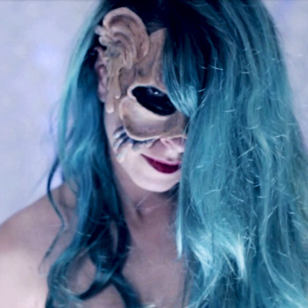 Fugu romance / Siren’s carcass