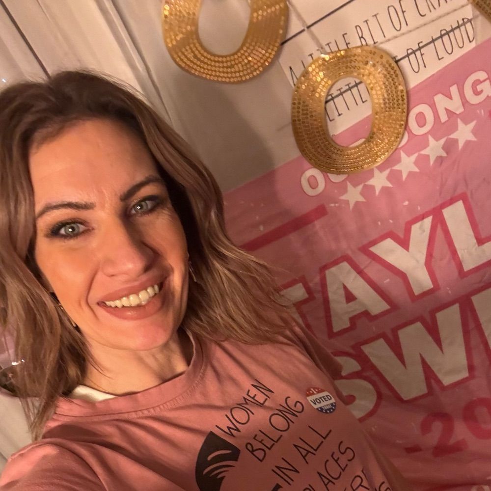 Steel City Swiftie 🫶🏼 🪩 🕰️ 🚦 🐍