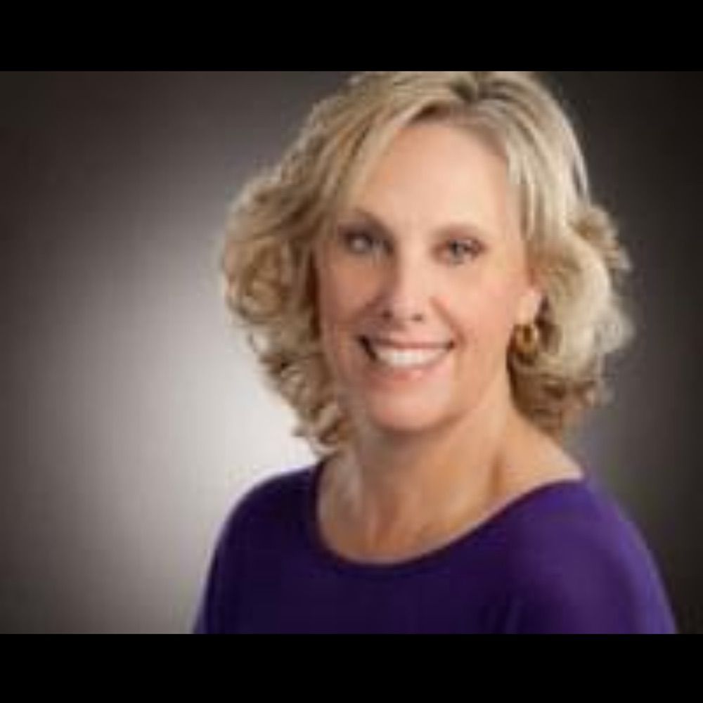 Carolyn C Martin MS LPC CCTP - Austin Tx Psychotherapist-she/her