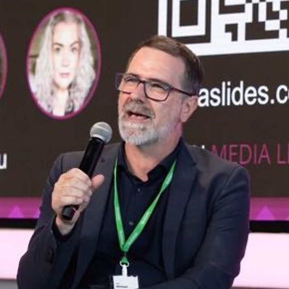 Michael Dezuanni