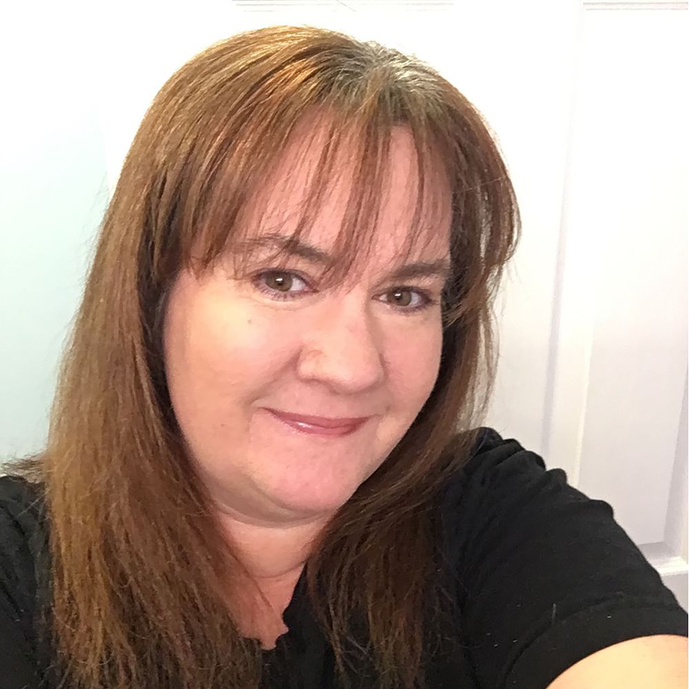 Author Lia Davis