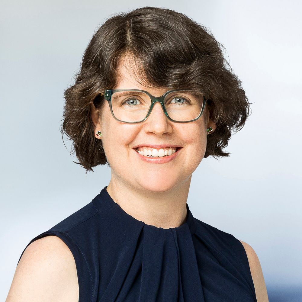 Suzannah Lyons