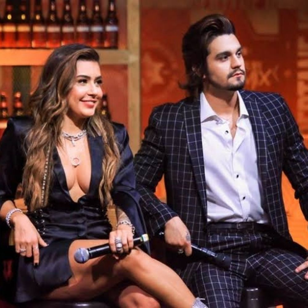 Gótica fã de sertanejo