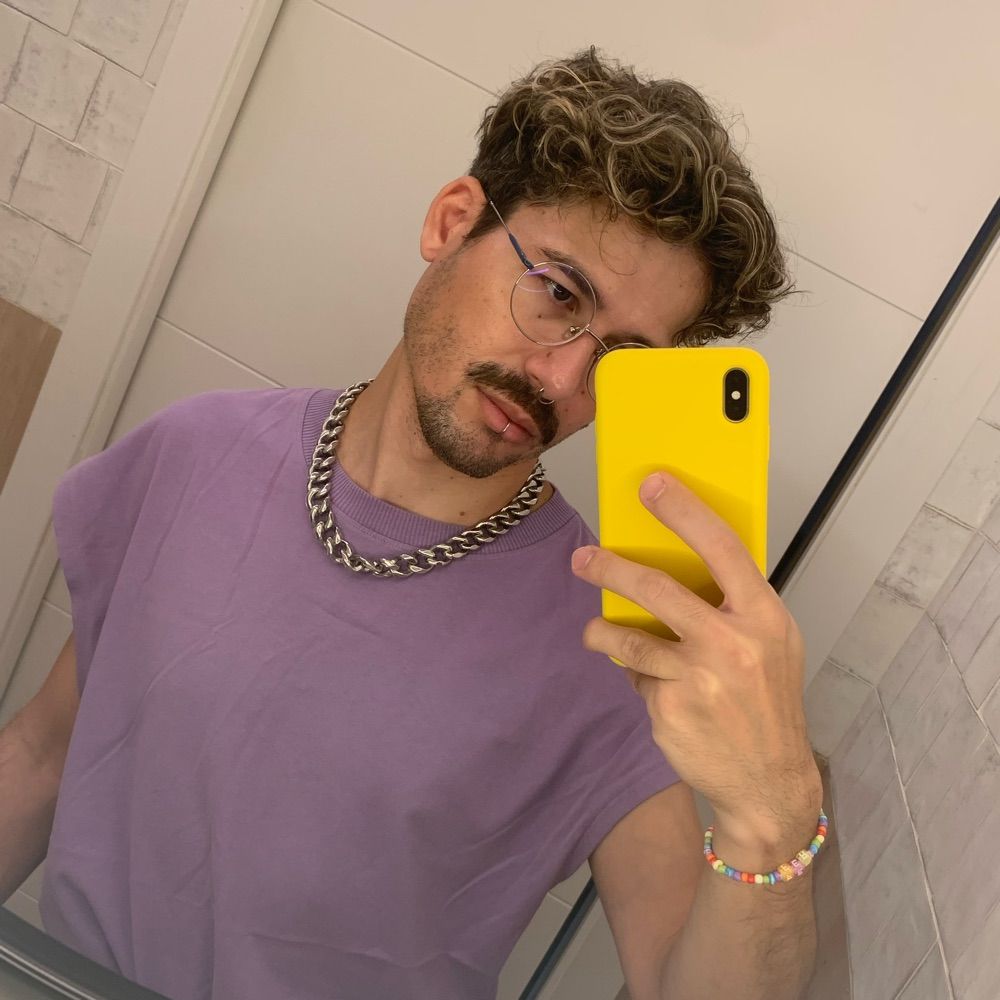 👁👄👁 •  Zorrupia wannabe 💅