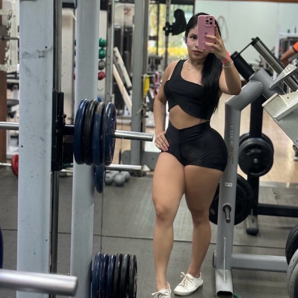 Naymoliv🦋