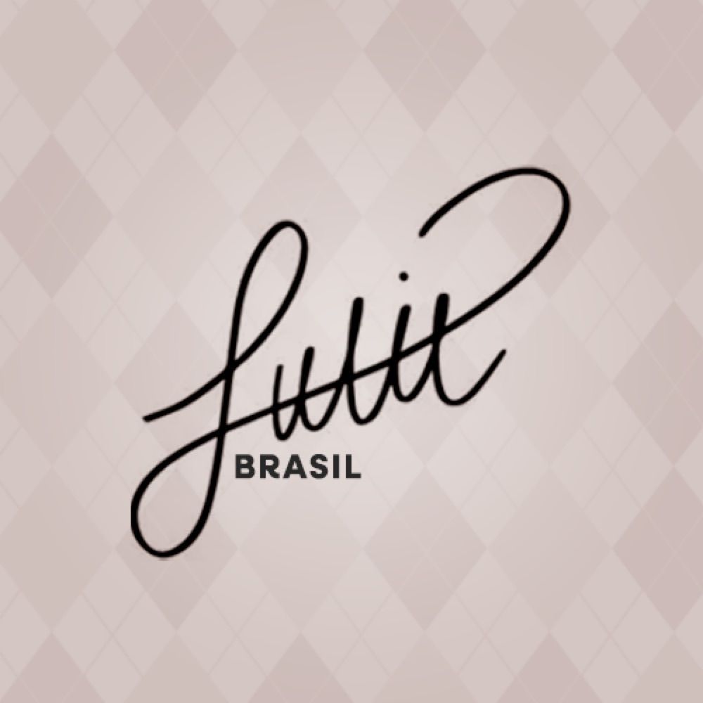 Julie Brasil 🐰 | #KIOF