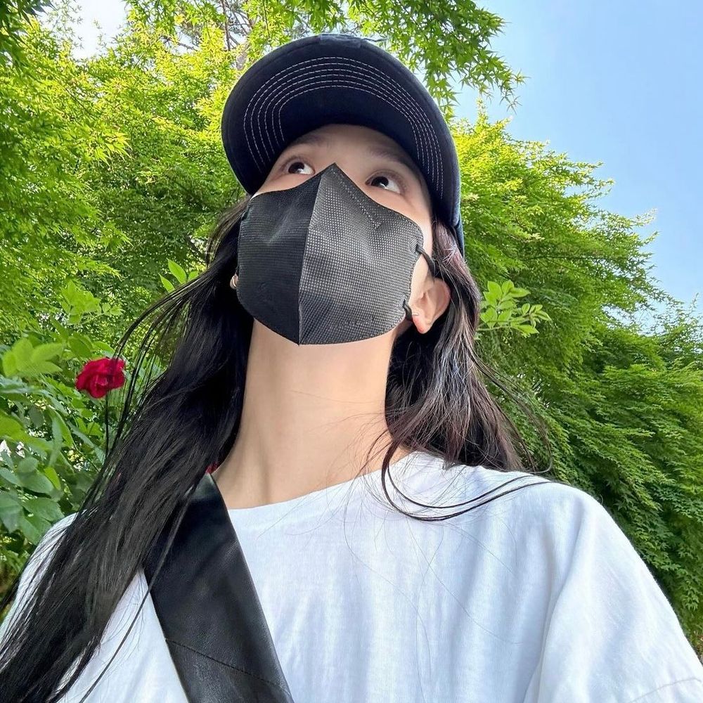 jisoo's nephew | fb pleasee