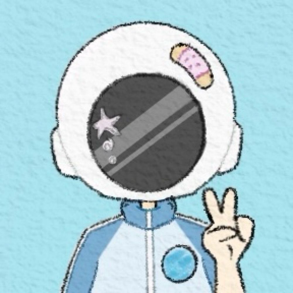xraysm83 👩🏼‍🚀🩶